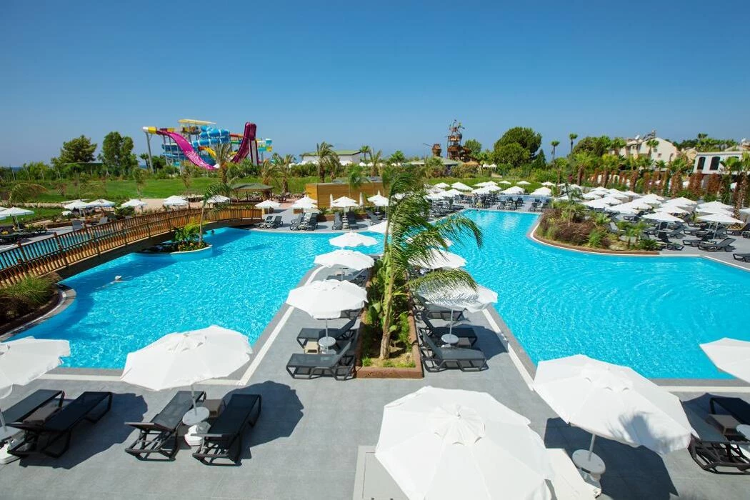 alarcha-hotels-resorts-havuz-6238
