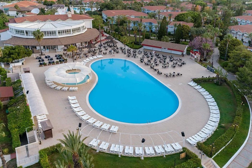 armas-beach-hotel-havuz-11407
