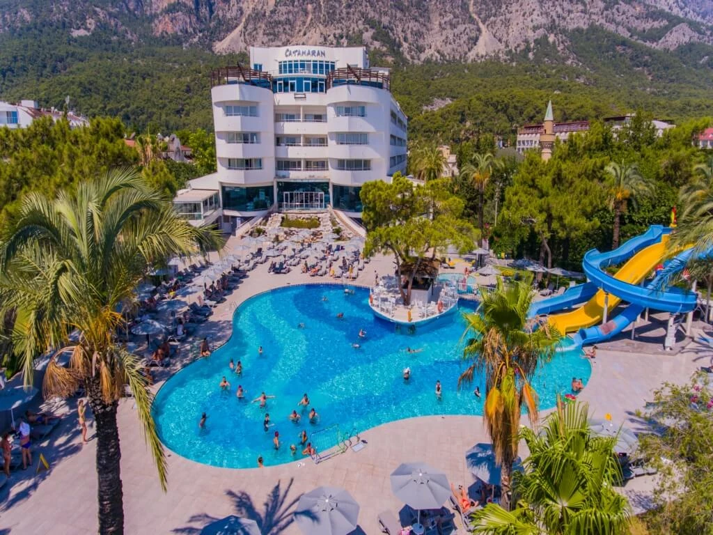 catamaran-resort-hotel-havuz-15786